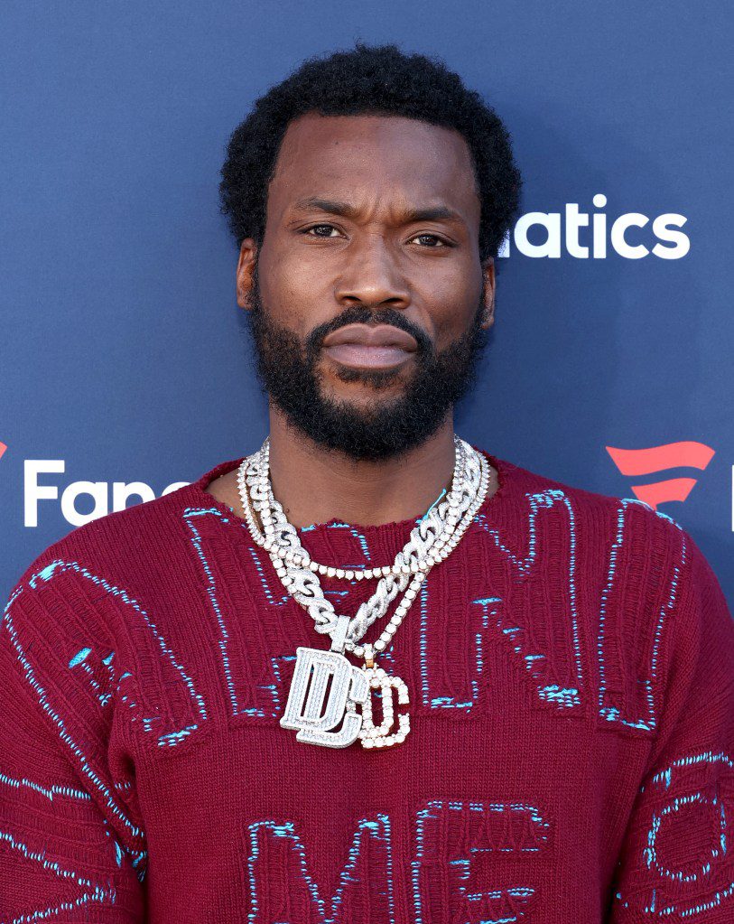 Meek Mill Wearing Red And Blue Sweater