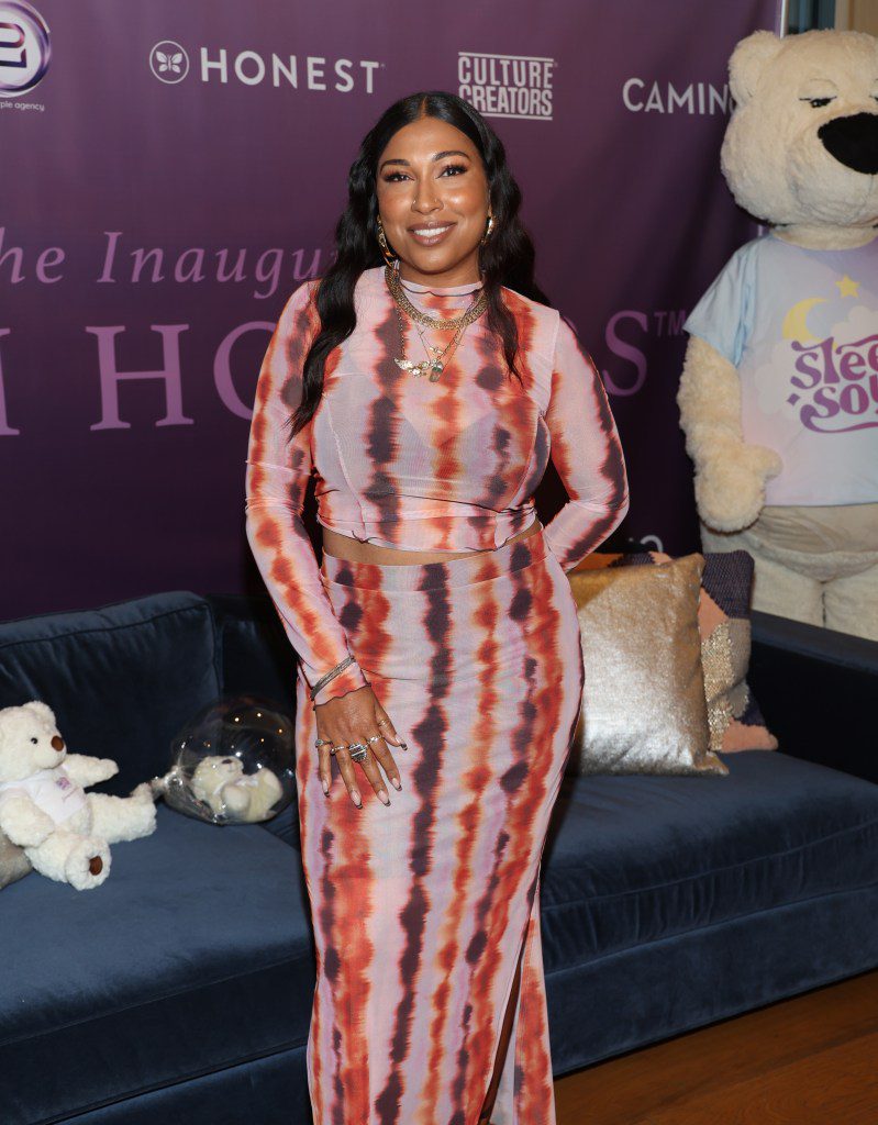 Melanie Fiona mom honors