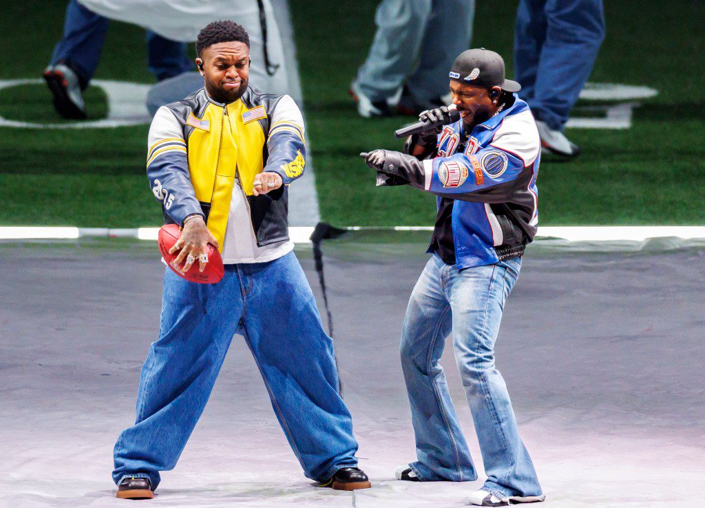 Mustard and Kendrick Lamar at super bowl